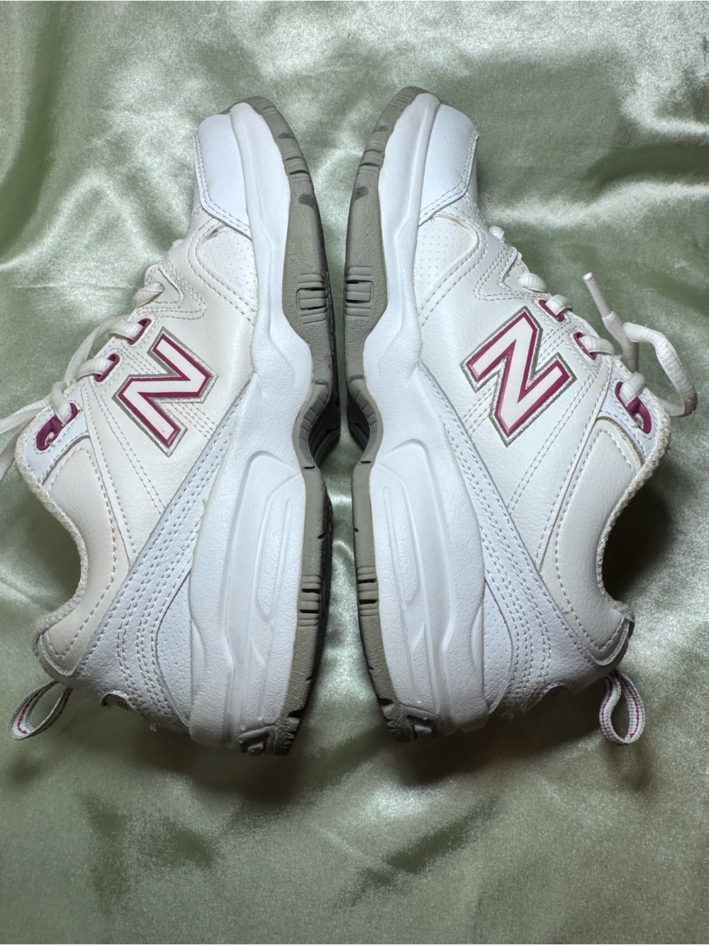 New Balance 609 White Leather Dad Shoes Cross Trainers Size 7 Women’s WX609CS2 - Picture 5 of 8
